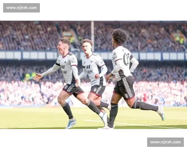 英超焦点战富勒姆主场迎战西布朗维奇争夺关键三分保级形势下的生死较量