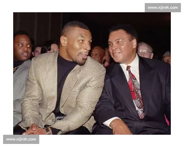 福尔曼对阵阿里的世纪之战重塑拳击历史与英雄命运巅峰智慧与力量的较量传奇