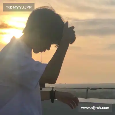 祁里舰